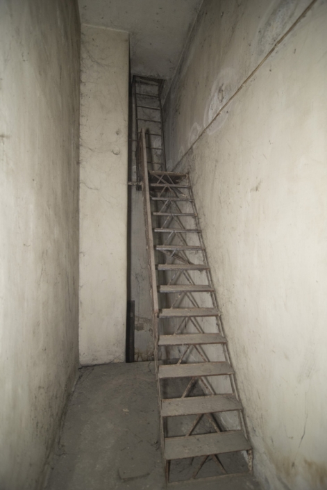 Photo 14: Emergency exit room of a shelter. The 7-meter-long staircase, leads onto Karageorgi Servias street