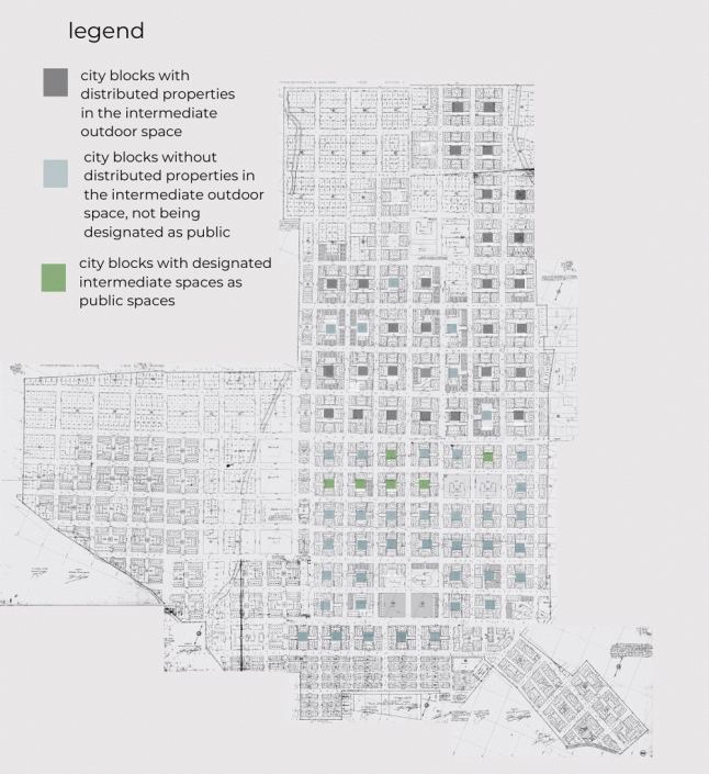 Figure 5: Intermediate outdoor spaces in the city center of the refugee settlement of Nikea, illustration of designated outdoor public spaces in initial distributions and other cases Source: Compilation of individual cadastral maps and marking of areas after studying archival material by the Department of Social Welfare, Region of Attica, author’s work